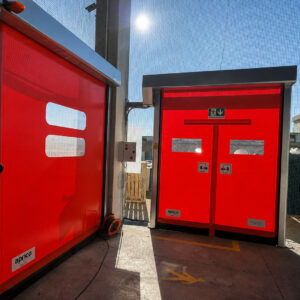 Porte rapide autoriparabili con uscita di sicurezza